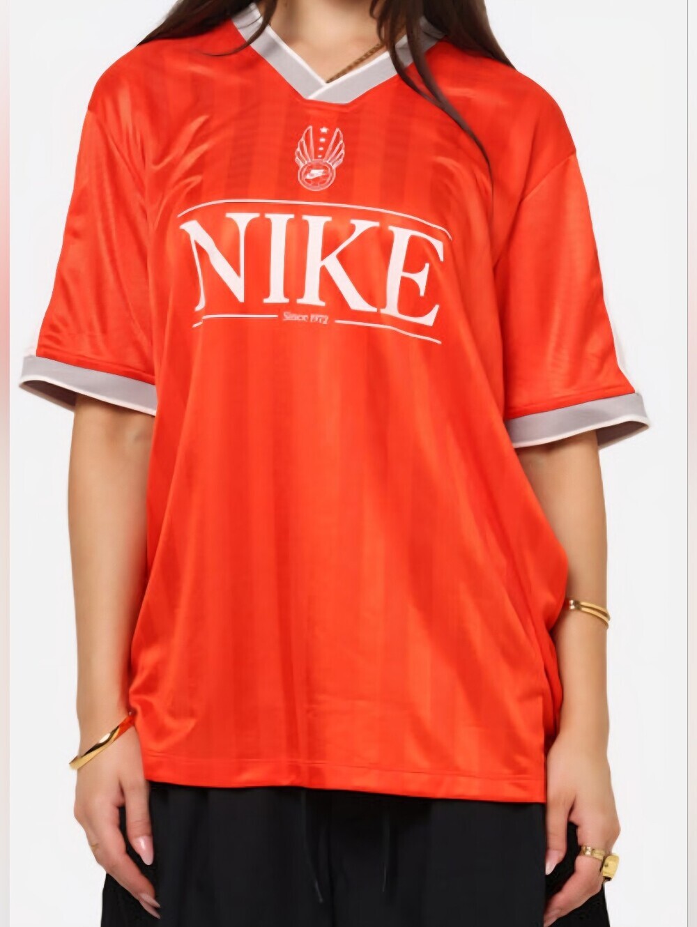 NEW!!! NIKE Sportswear V-Neck Oversize Women's Jersey T-Shirt